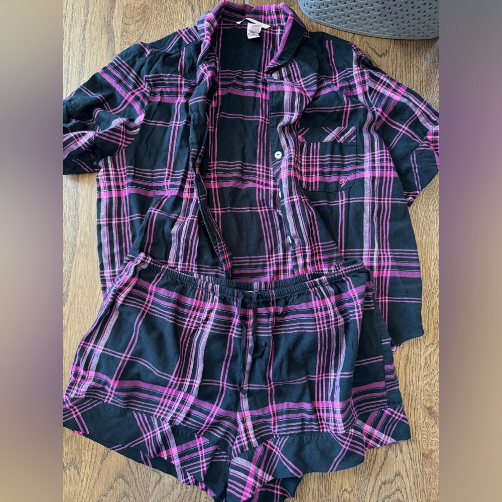 Victoria secret pajama set shorts and shirt black and pink size medium